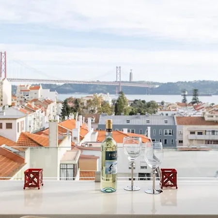 Tejo River View Nearby Belem Apartment *