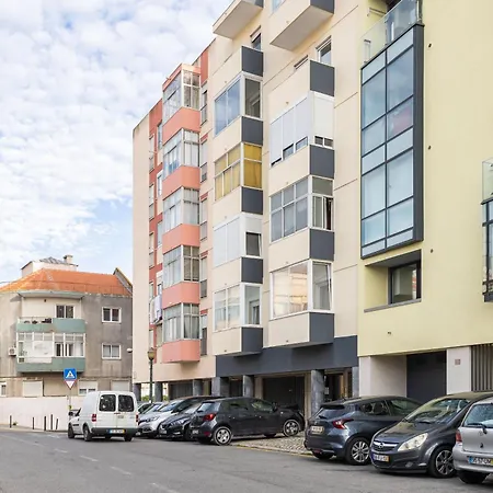 Apartment Tejo River View Nearby Belem Lisbon