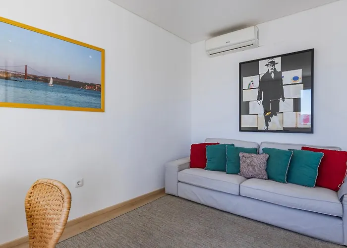 Tagus Bridge View 2bdr By Lovelystay Appartement