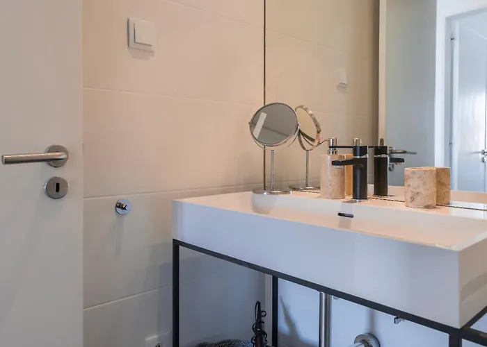 Tagus Bridge View 2bdr By Lovelystay Appartement