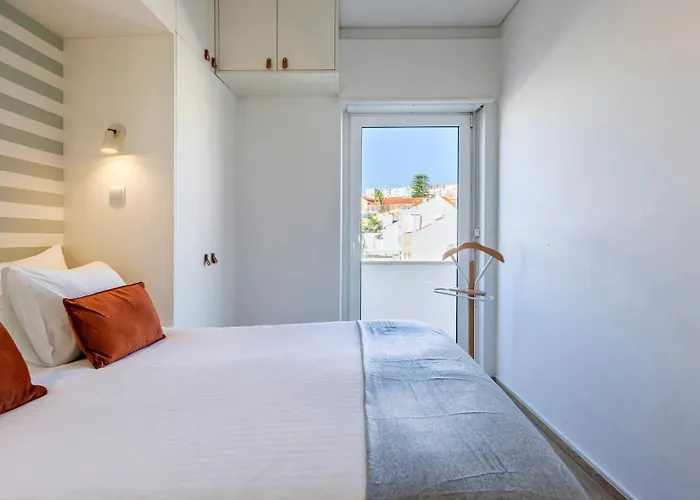 Tagus Bridge View 2bdr By Lovelystay