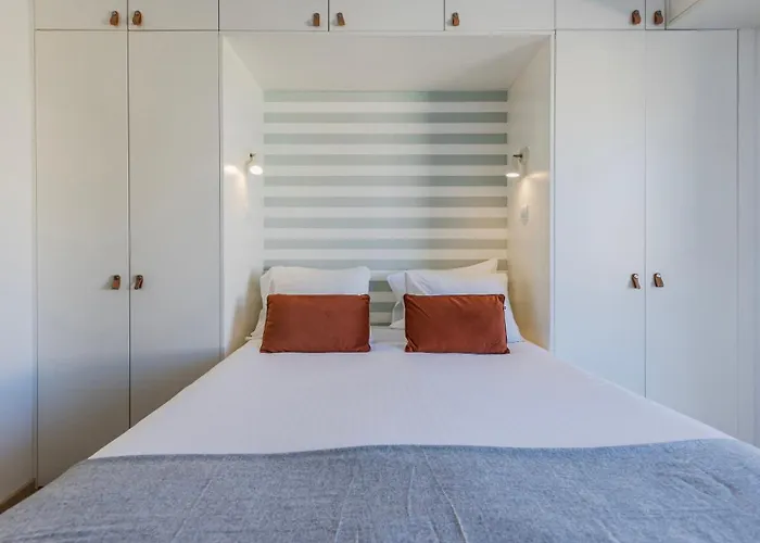 Tagus Bridge View 2bdr By Lovelystay Apartamento Lisboa