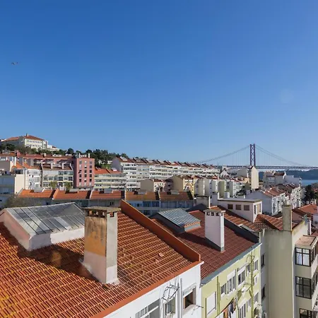 Tagus Bridge View 2bdr By Lovelystay Lizbona